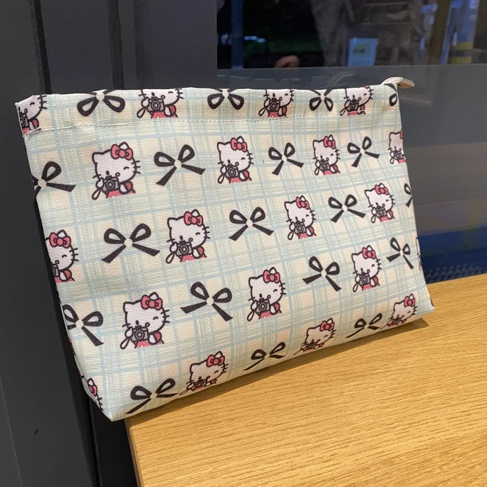 Hellokitty bonito dos desenhos animados sacos de cosméticos anime sacos de armazenamento moda maquiagem caso portátil viagem higiene pessoal embreagem presentes natal