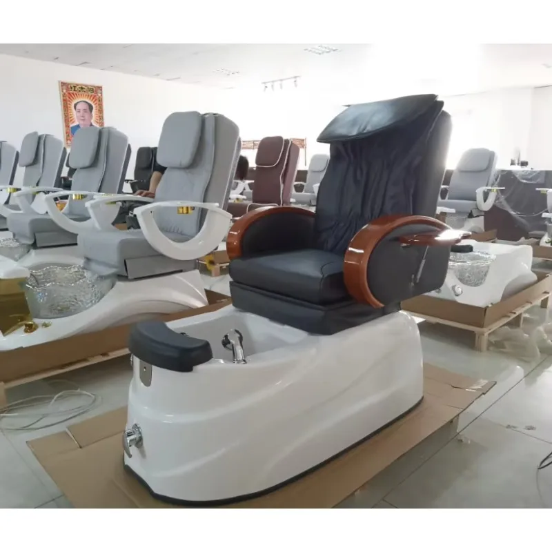 

Многофункциональный набор стульев для педикюра для салона включает спа для ног и маникюрный стол. Отличное значение!