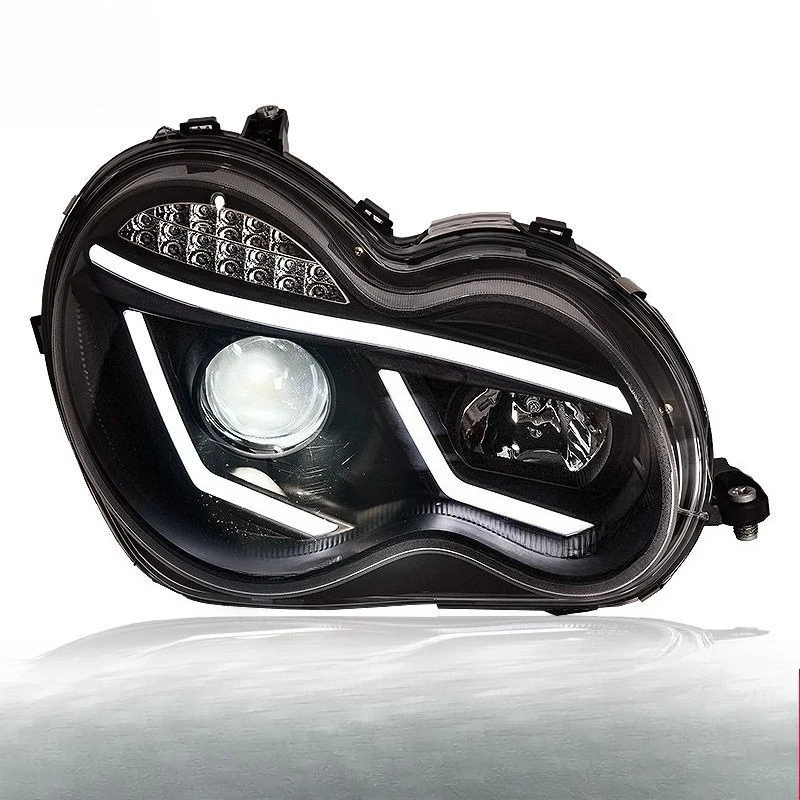 Dedicated to 00-06  C-Class W203 headlight assembly modified LED daytime running light LED turn signal xenon lamp
