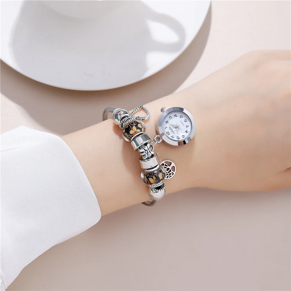 Fashion beads bracelet Love pendant quartz women\'s bracelet watch