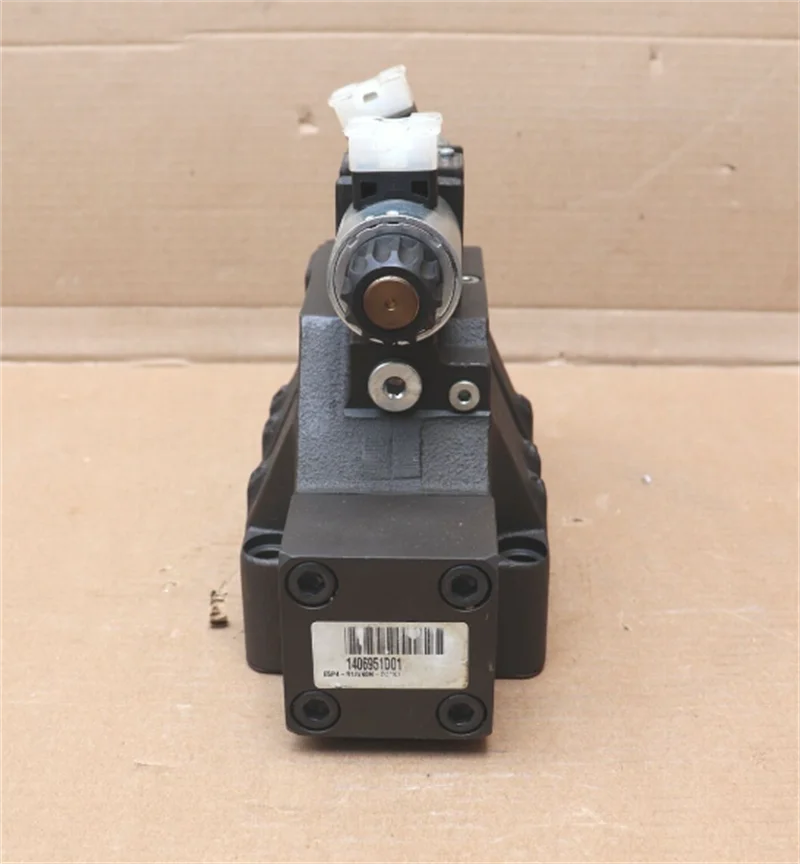 Valvola idraulica Valvola D1VW D1VW004CNJW D1VW004CNJWL91 D1VW020BNJDLJ5 D1VW030BNJW Valvola di controllo direzionale idraulica