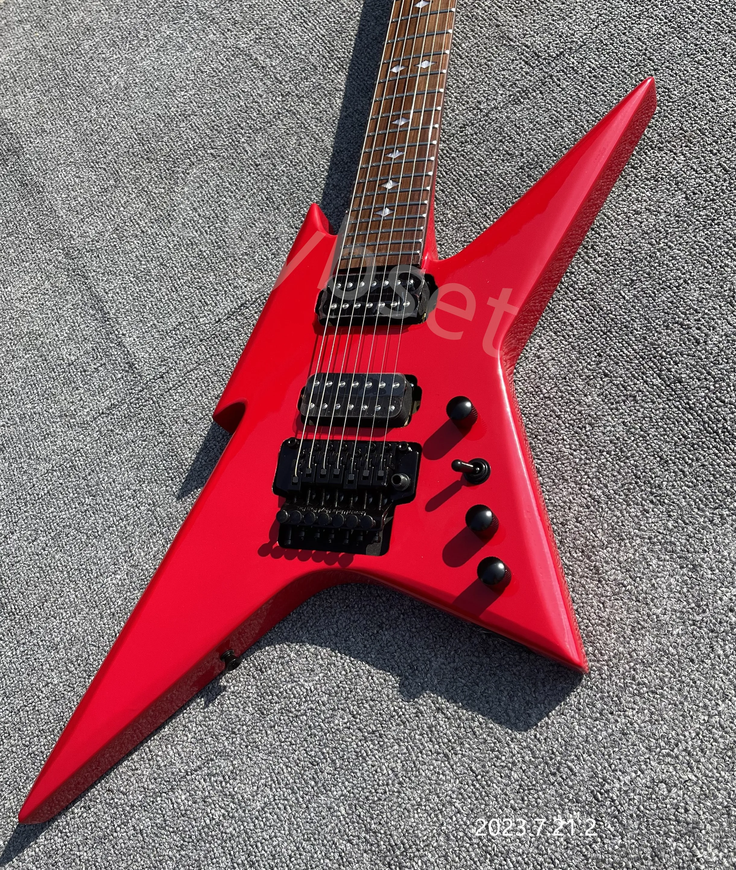 7 Strings Electric Guitar Solid Red Color HH Pickups Reversed Headstock Rosewood Fingerboard Small Diamond Inlay Rock Tremolo!