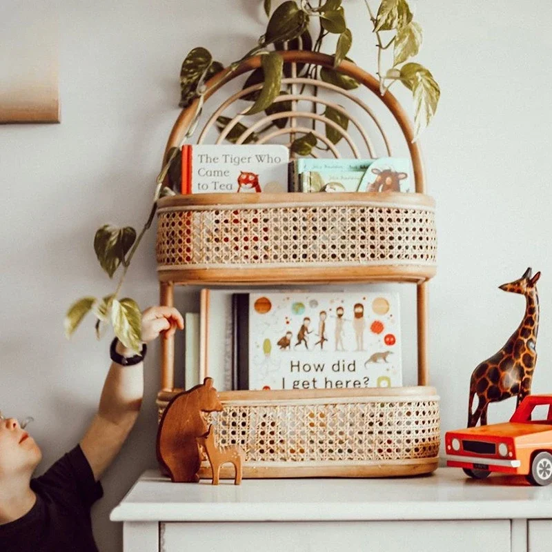 

Nordic ins style on the wall, home homestay, retro living room, double-layer sundries, wall-mounted storage bookshelves