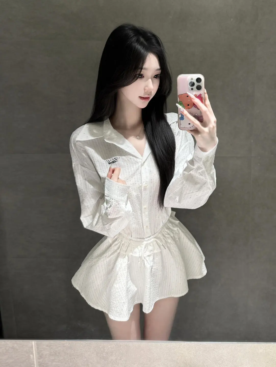 

Chic Design Shirt Top Women's Fashion Spring Summer New Style Slimming Short Skirt Set Versatile High Waist Pure Color