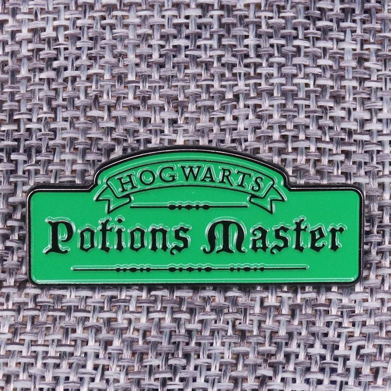 HxxP-Pin esmaltado maestro de pociones de mago, broche de letrero para hacer pociones, insignia de libro de mago, colección de joyería de brujería