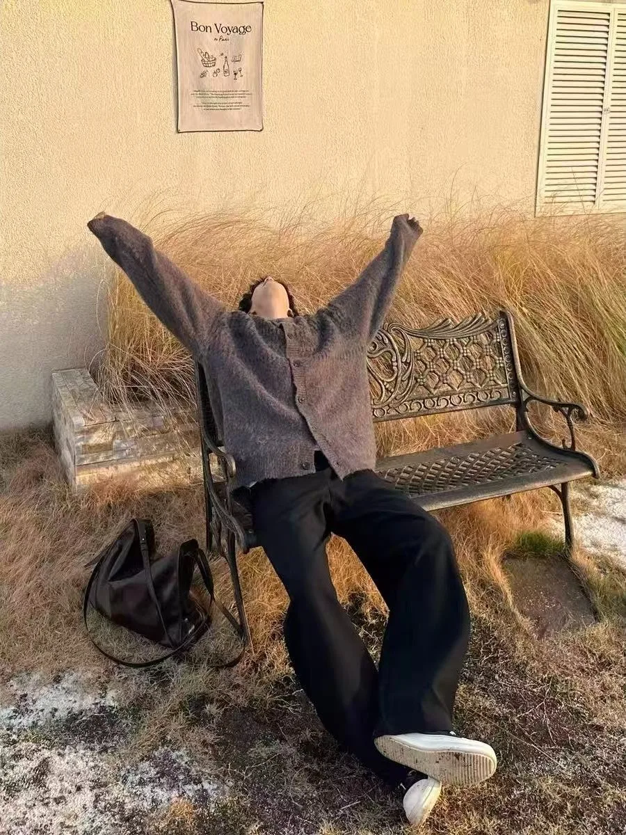 

American Retro Soft Color Blo Design Knitted Open Cardigan ex Lazy Sle Sweater Coat Couple Tops Warm Long Sve roun...