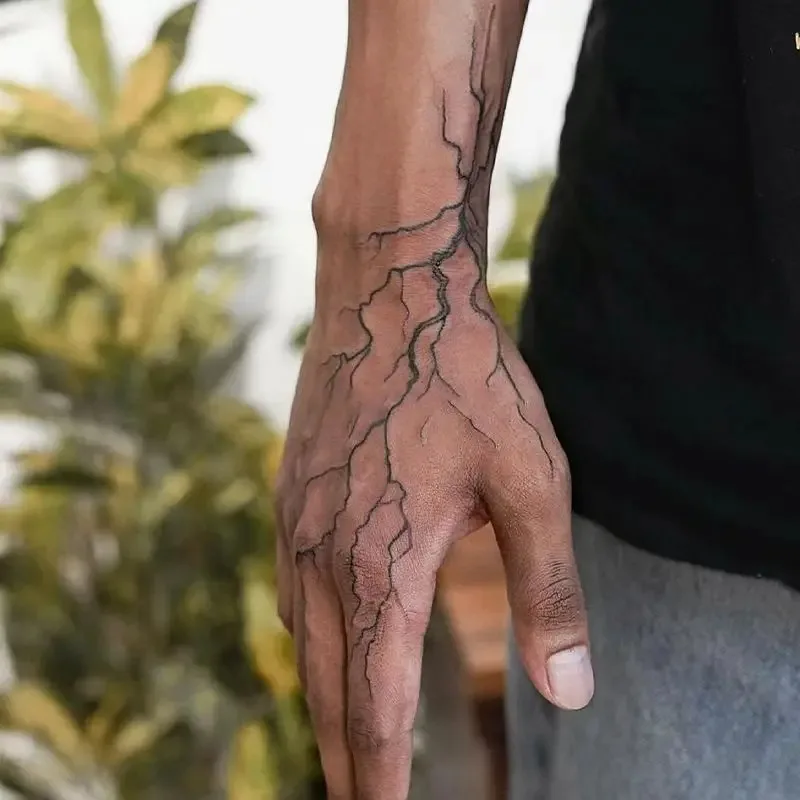 New Lightning Hand Back Herbal Juice Tattoo Stickers Waterproof Semi-Permanent Fake Tattoo Arms Legs Lasting Men Women Tatuajes