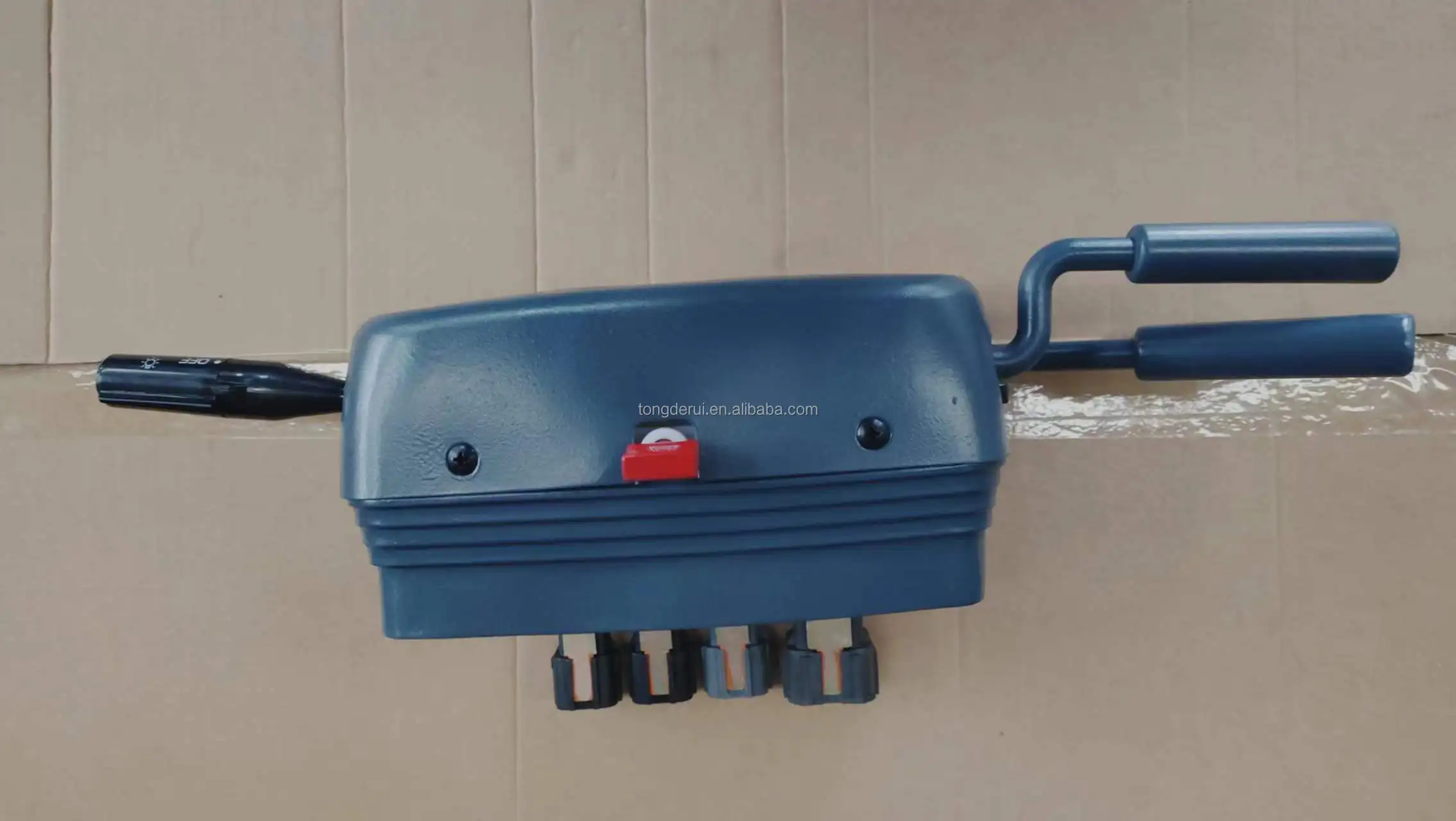 TLF-Getriebesteuerschalter 421-43-26120 421-43-26121 für WA380-3 WA320-3 WA350-3 Switch Ass'y