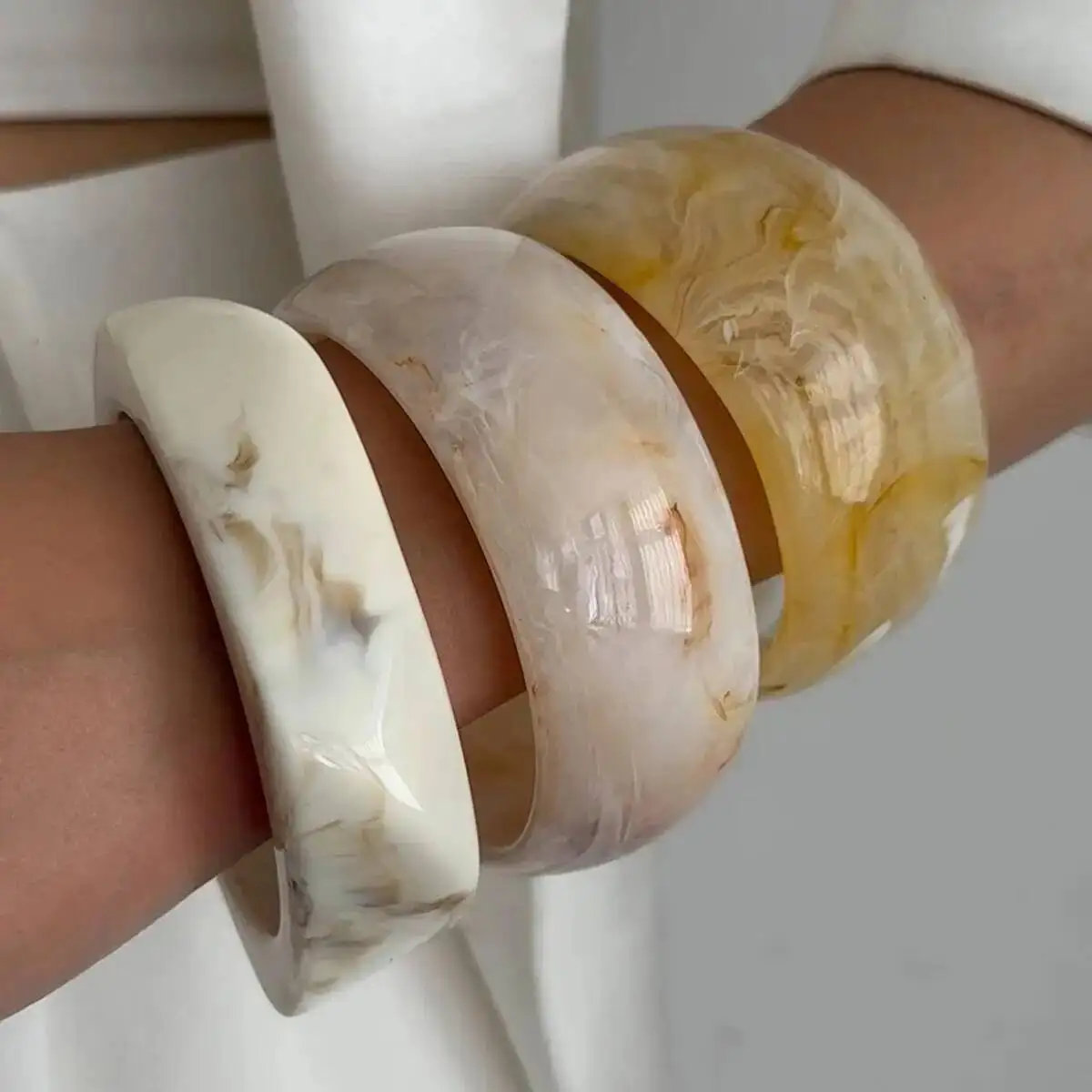 SHIXIN 3 Styles Bohemian Thick Resin Acrylic Bracelet for Women Elegant Stackable Irregular Wide Bangle Bracelet Party Jewelry
