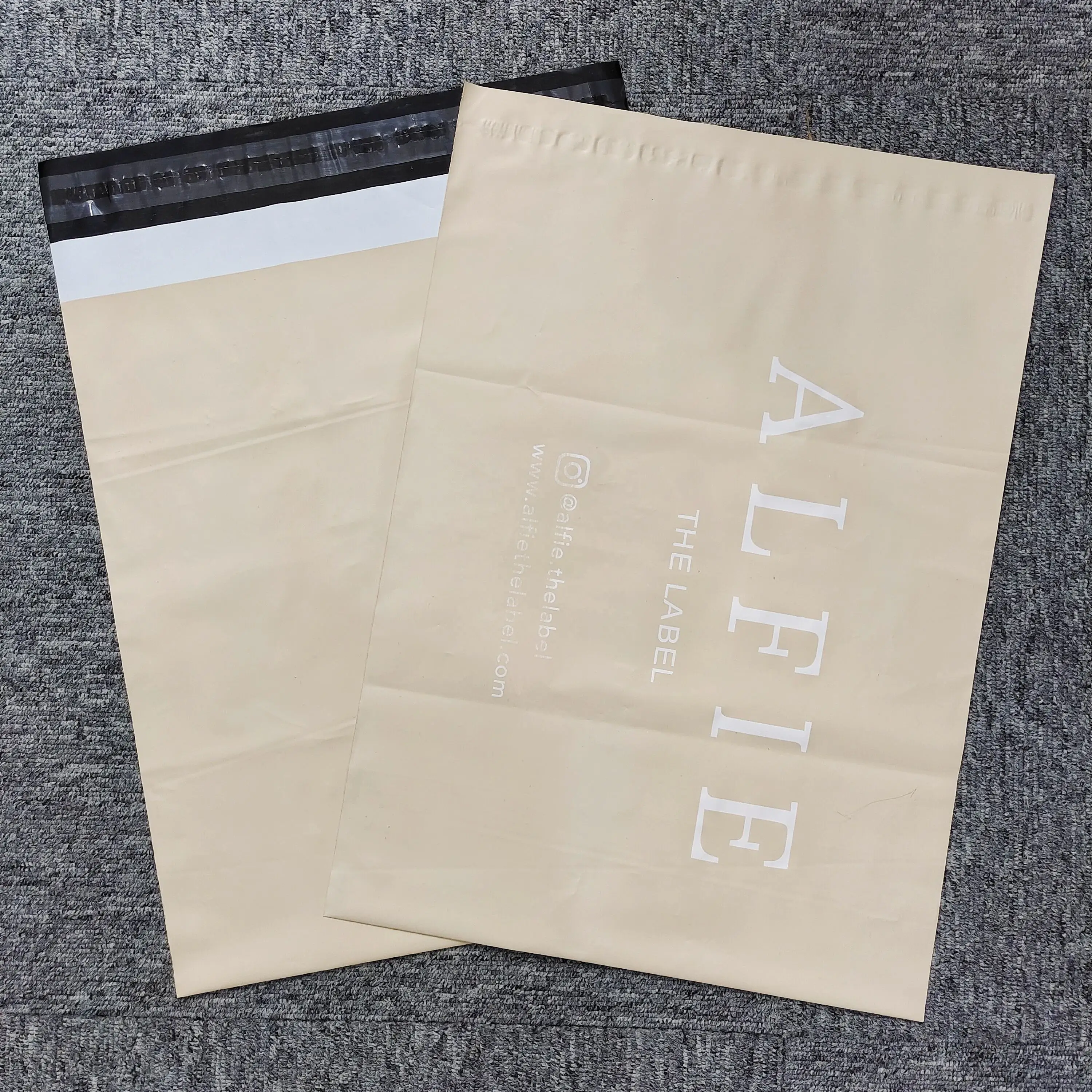 Bolsas de correo biodegradables, poly mailers shipping, nude matte, custom poly shipping