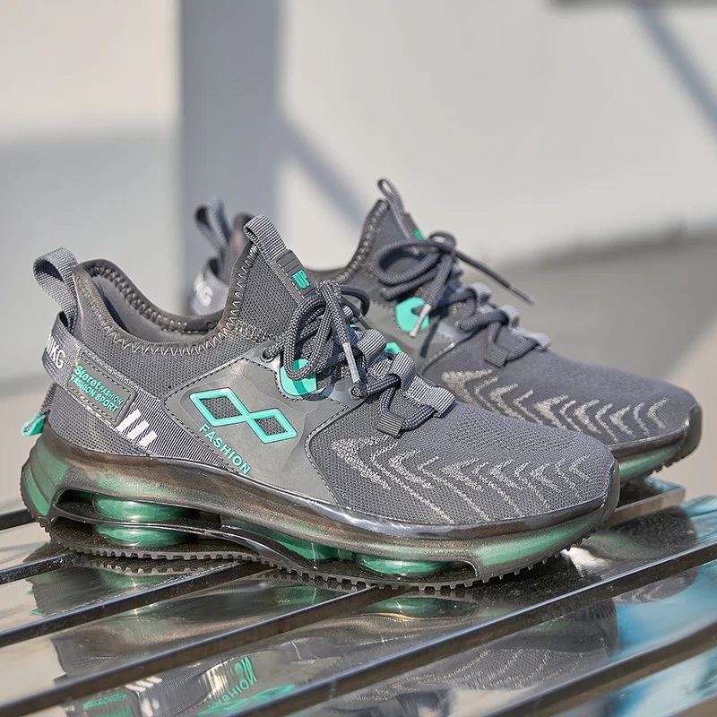 

Повседневная спортивная обувь. Уникальный модный брендовый дизайн. Амортизирующие уличные кроссовки на толстой подошве с воздушной подушкой и эластичной шнуровкой.