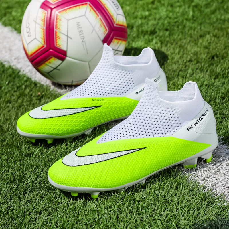 2022 New Football Boots Soccer Shoes High Quality Comfortable Light Non-slip Wear-resistant Grass Turf Lace-up Casual Ankle