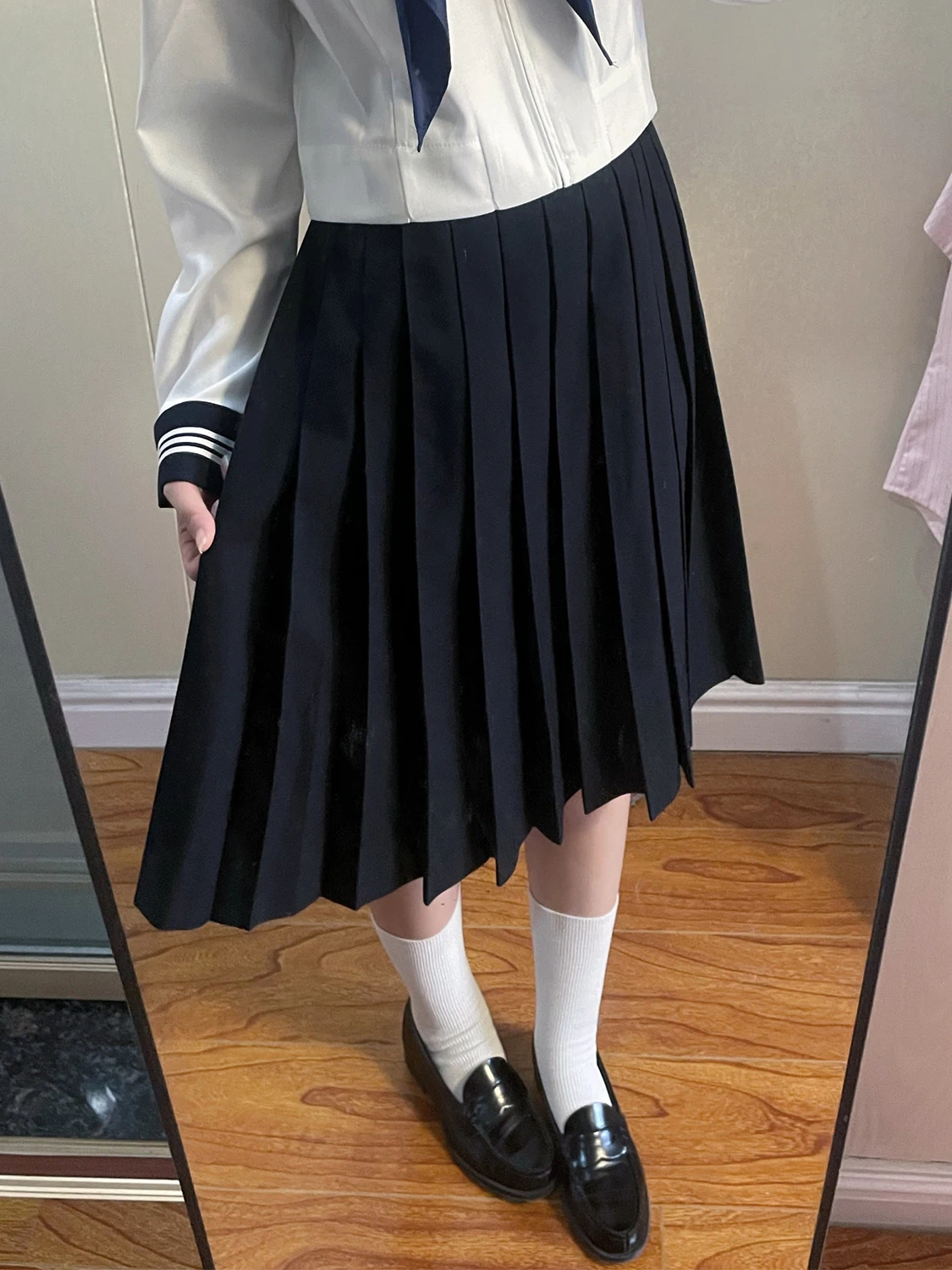 

Original Hua Qian Zhi Pure Color Skirt with Wheel Pleats Basic Versatile JK Uniform High Waist A-Line Skirt for Women