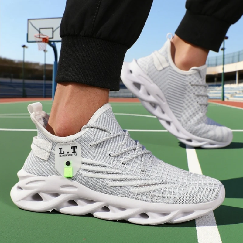 Men Running Sports Shoe Fashionable Avant-garde Mesh Anti Slip Casual Sneakers Ultra Light Fast Drying Basketball Training Shoes