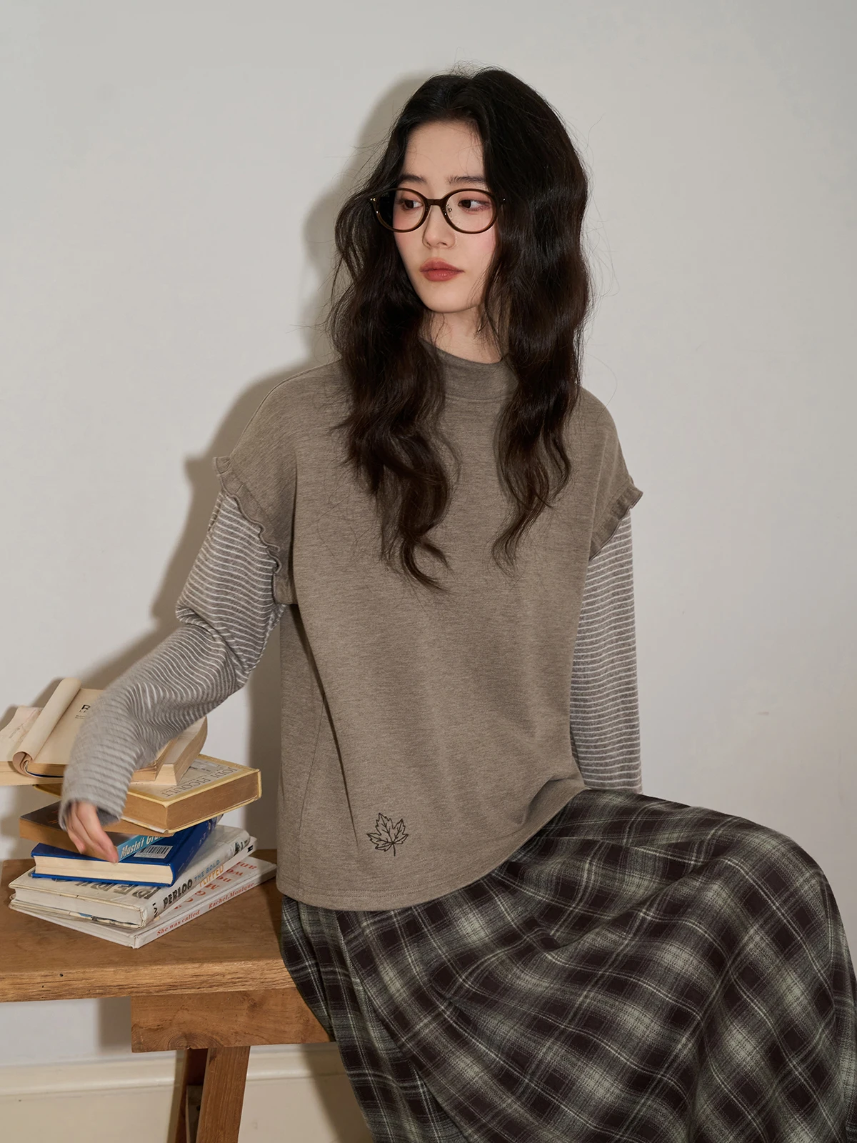 

Свободный вязаный топ с длинным рукавом для женщин, базовый слой с высоким воротником, коричневый цвет, модель 2026 Sp...