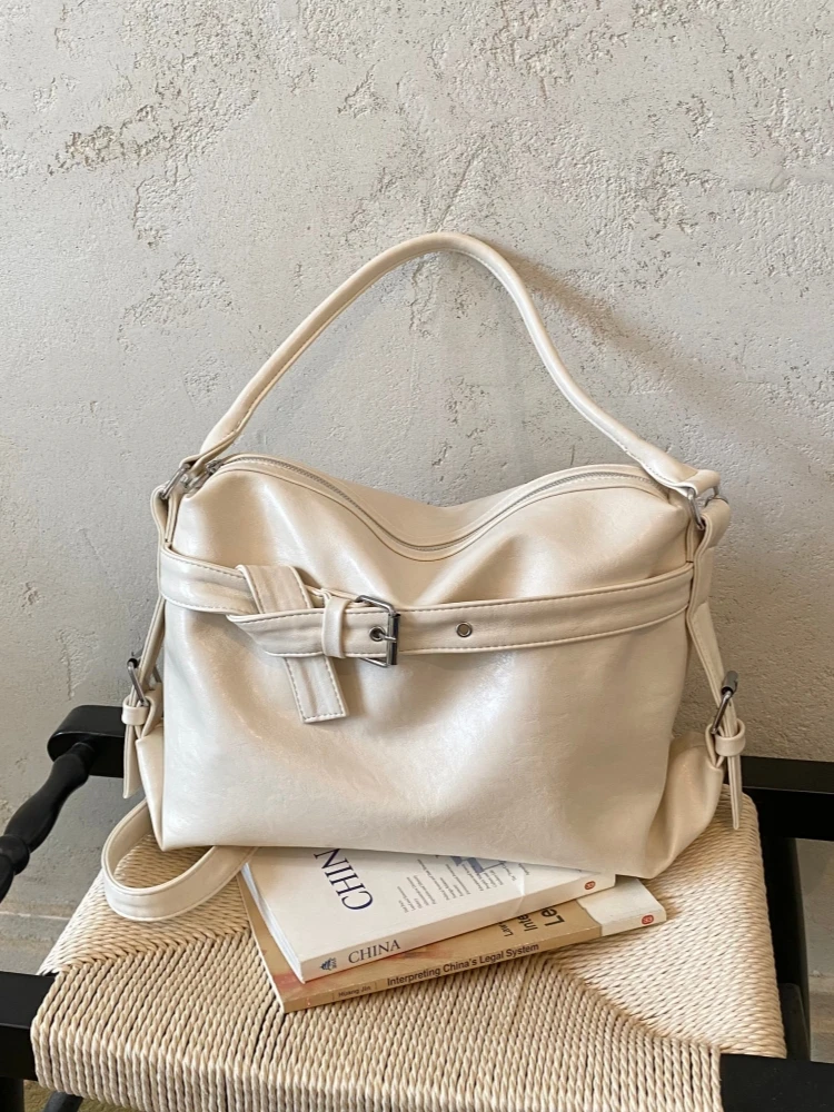 Large Capacity Fashionable Motorcycle Bag for Trendy Girls Casual Underarm Commuter Tote Bag Shoulder Handbag PU Leather