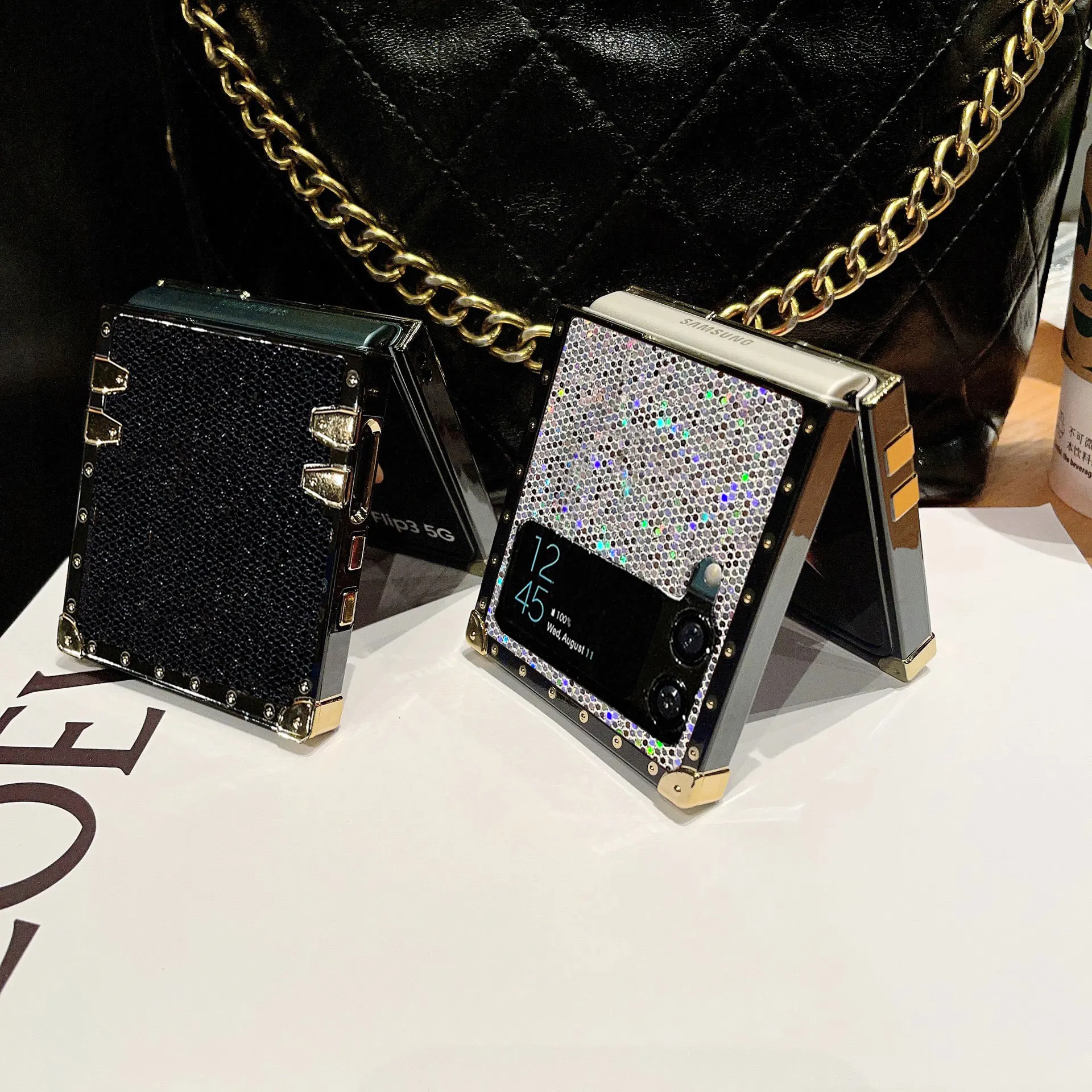 Fashion Sparkling Shockproof Phone Case For Samsung Galaxy Z Flip 8 6 5 4 3 Flip7 FE Faux Starry Sky Leather Square Back Cover