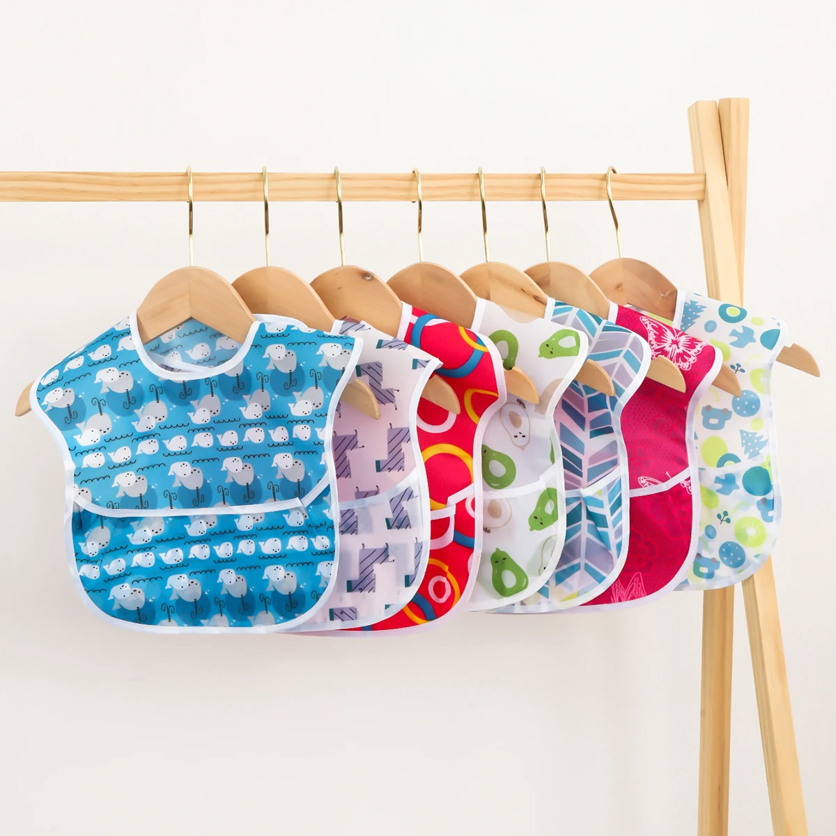 

Детские нагрудники, водонепроницаемый детский нагрудник для кормления, Слюнявчики с мультяшным рисунком для мальчиков и девочек, нагрудники с принтом для новорожденных, фартук