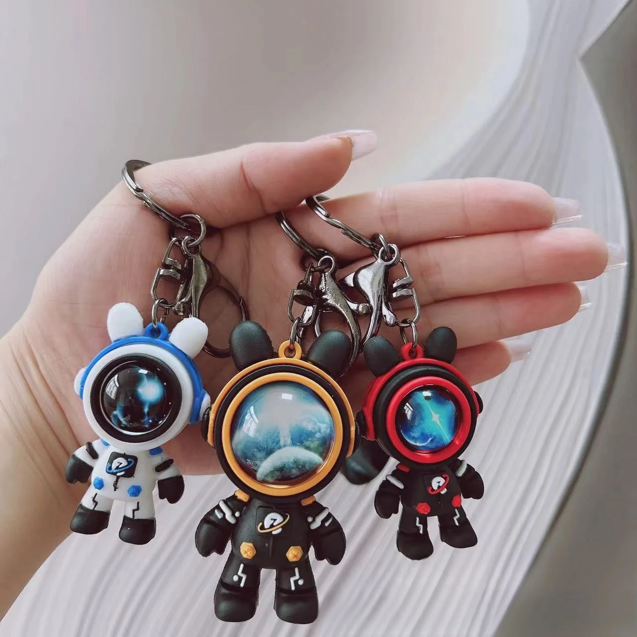 MINISO Cartoon Creative Astronaut Starry Sky Rabbit Astronaut Keychain Pendant Cute Bag Car Key Decoration Party Children's Gift