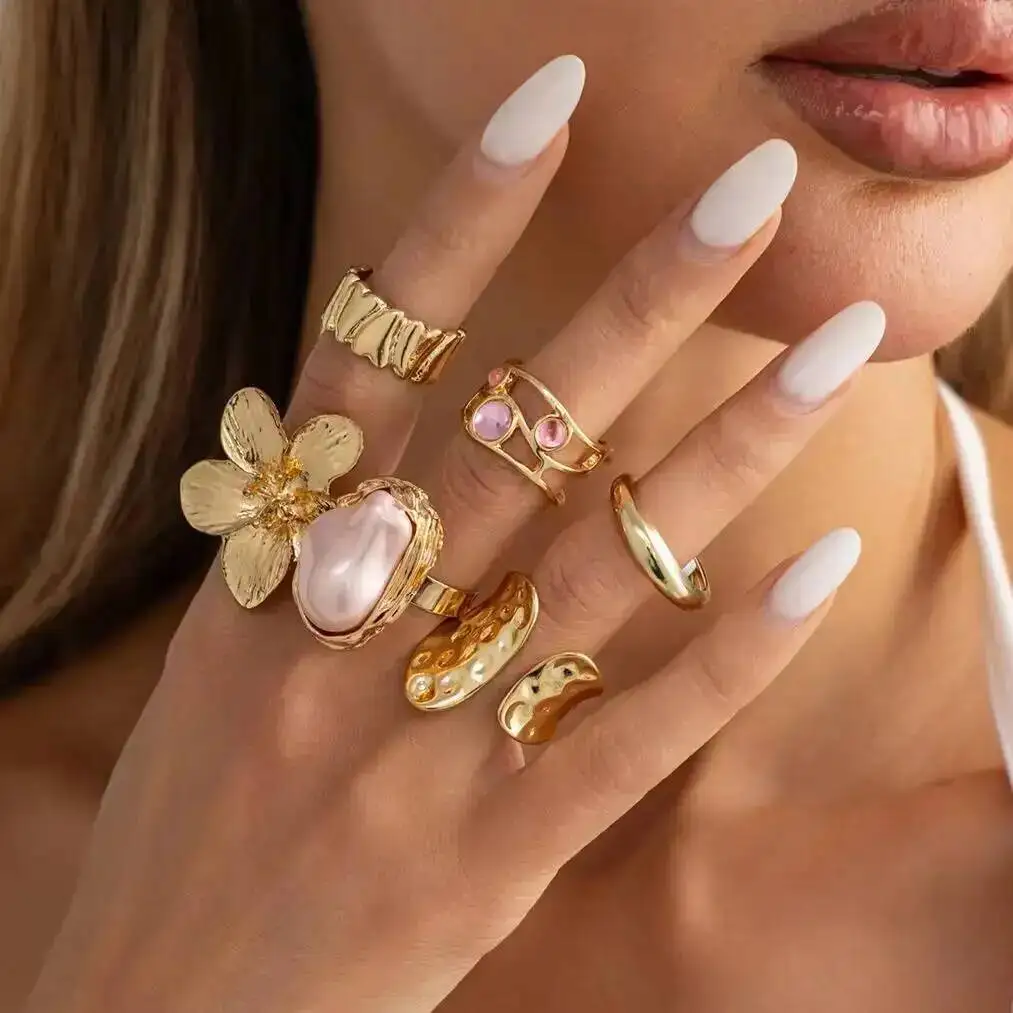 SHIXIN 2026 New Exquisite Irregular Metal Flower Open Rings for Women Elegant Baroque Imitation Pearl Acrylic Drill Ring Jewelry