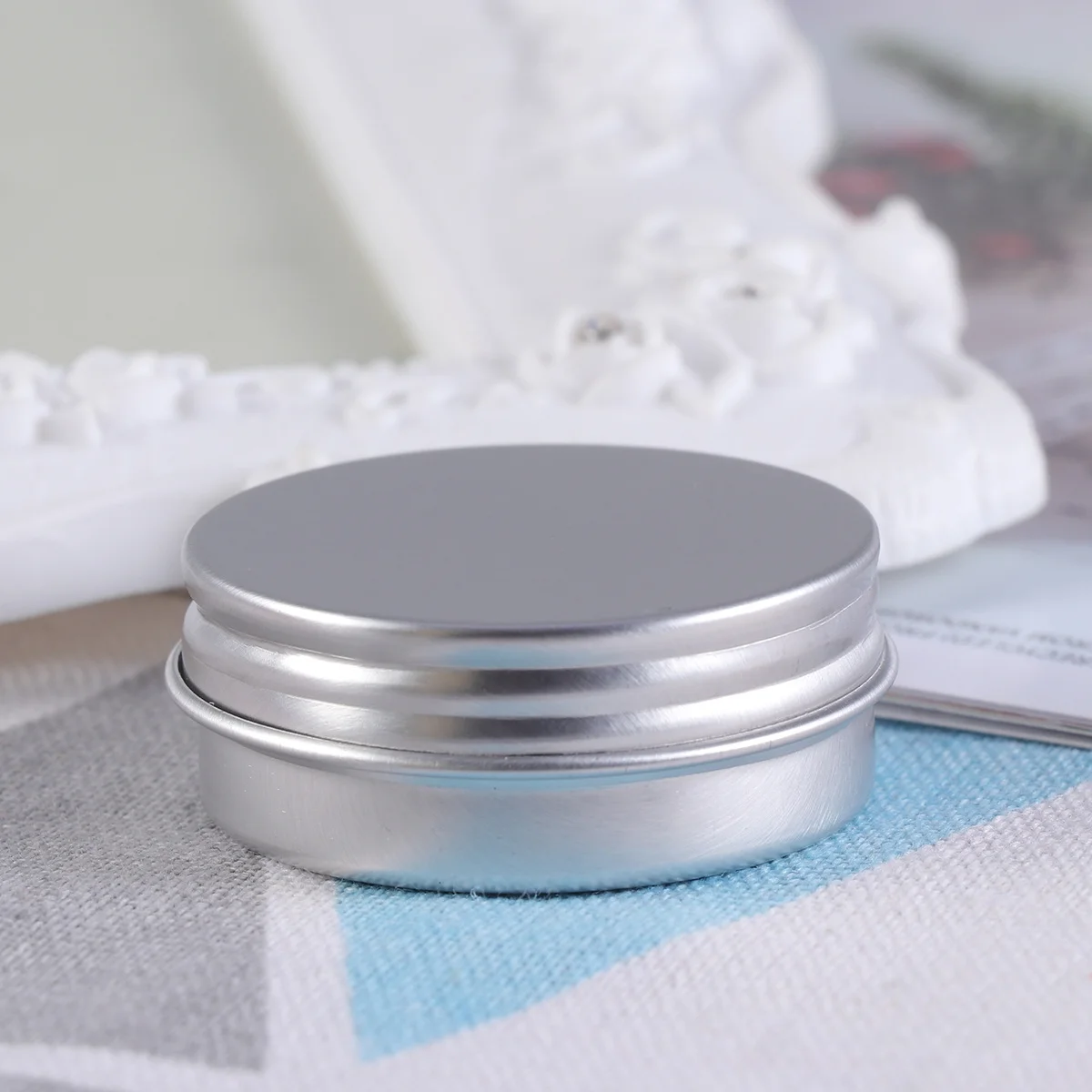 جرة ألومنيوم سعة 15 مل، حاوية سفر مستديرة لمرهم الشفاه الكريمية، مكياج معدني فارغ، محمول من القصدير خفيف الوزن