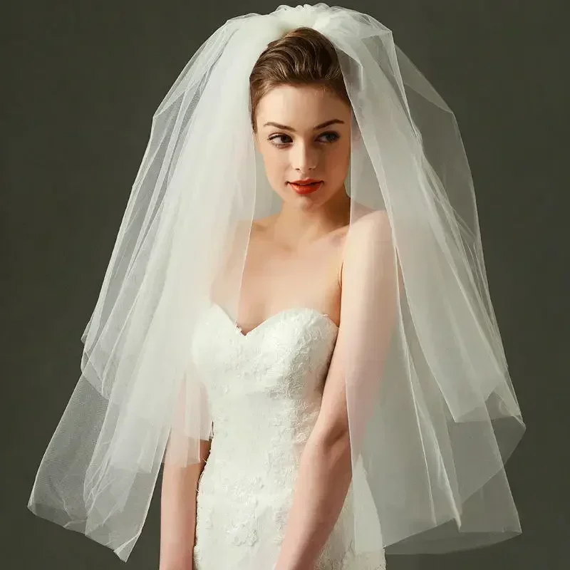 Elegant Double Cut Edge Bridal Veil - usage example