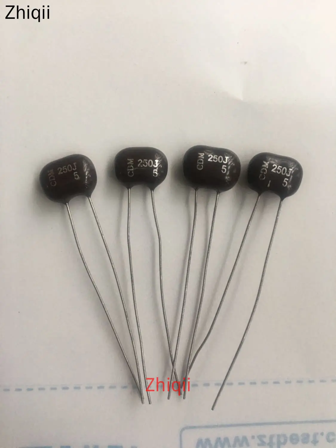 10pcs/20pcs Original new 250PF 500V CDM silver mica capacitor 500V250PF instead of 220PF 270PF