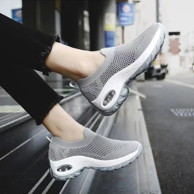 Women Summer Breathable Mesh Sneakers Soft Sole Non Slip Wear Resistant Comfortable Casual Sport Shoes