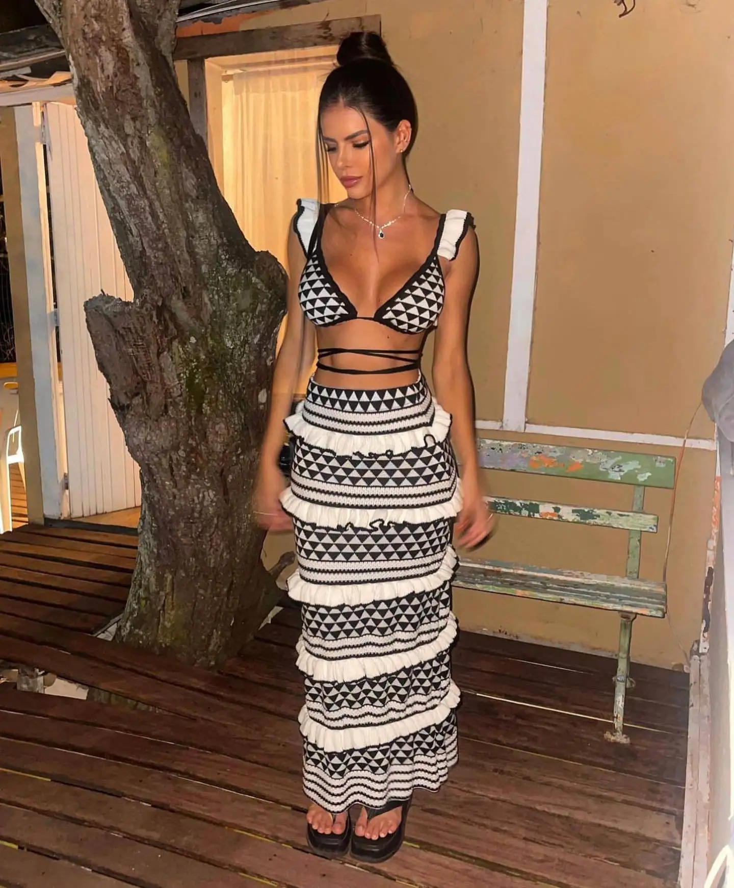 BWQลายถักชายหาดRufflesชุดกระโปรงผู้หญิงเซ็กซี่Backless Bra Slim Bohemianแฟชั่น 2 ชิ้นชุดชุดผ้า 2025