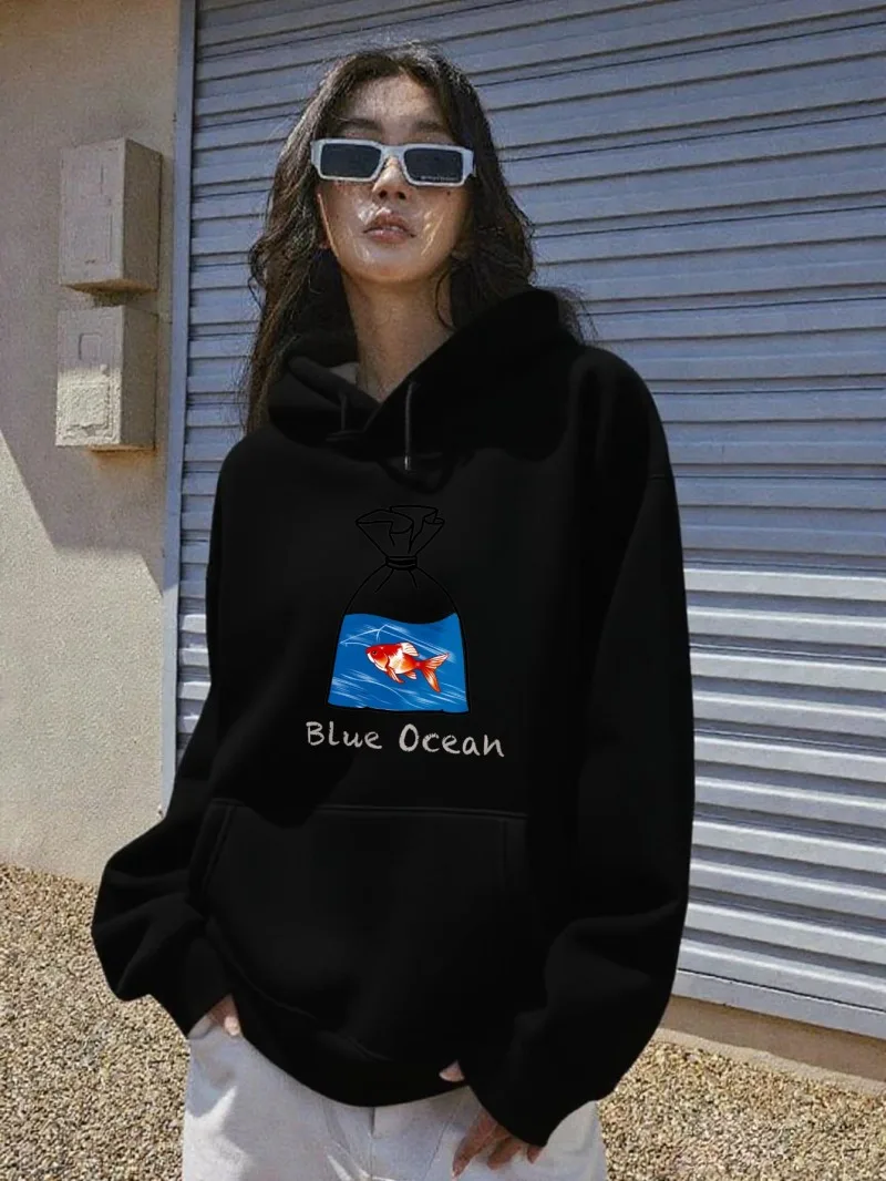 هوديي بقلنسوة للنساء نمط حقيبة السمك المطبوعة الفضفاضة للارتداء اليومي للأزواج في الخريف والشتاء كاجوال