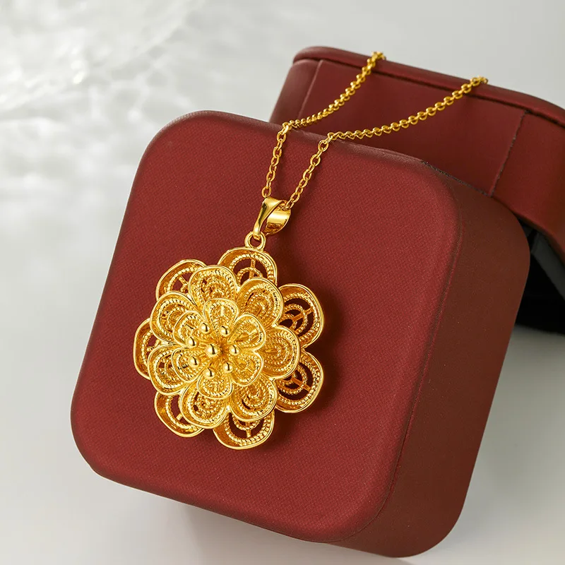 

Luxury 24K 9999 Pure Gold real gold Women's exquisite light luxury flower pendant necklace