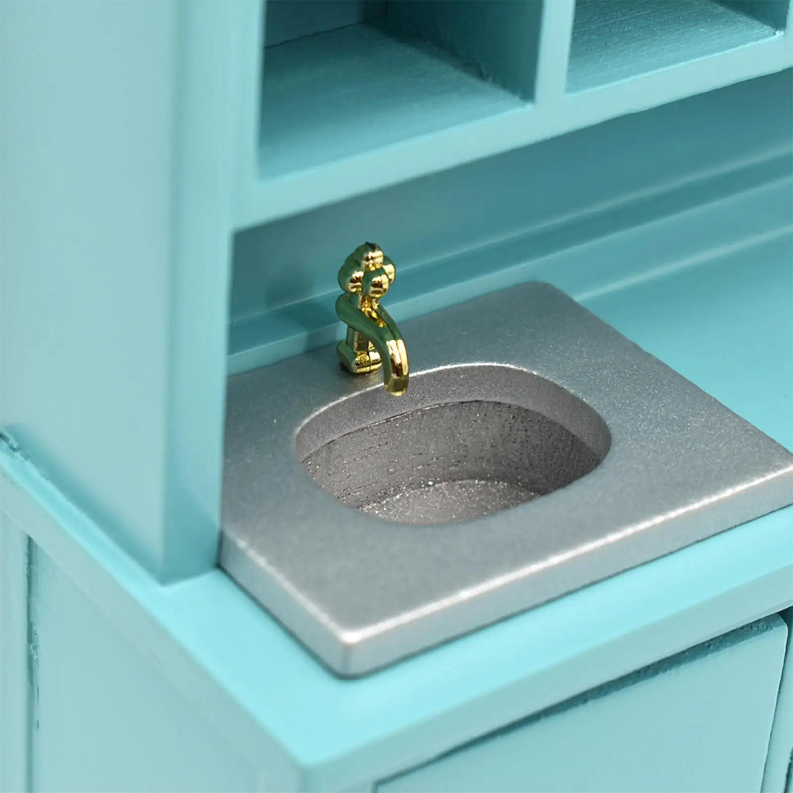 meuble-de-vitrine-miniature-pour-micro-paysages