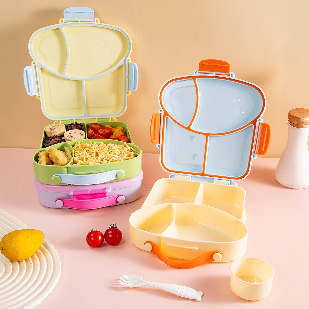 Niedliche Kunststoff-Lunchbox mit Fächern, Cartoon-Lunch-Lebensmittelbehälter mit Deckel, tragbare Bento-Box für Bürostudenten