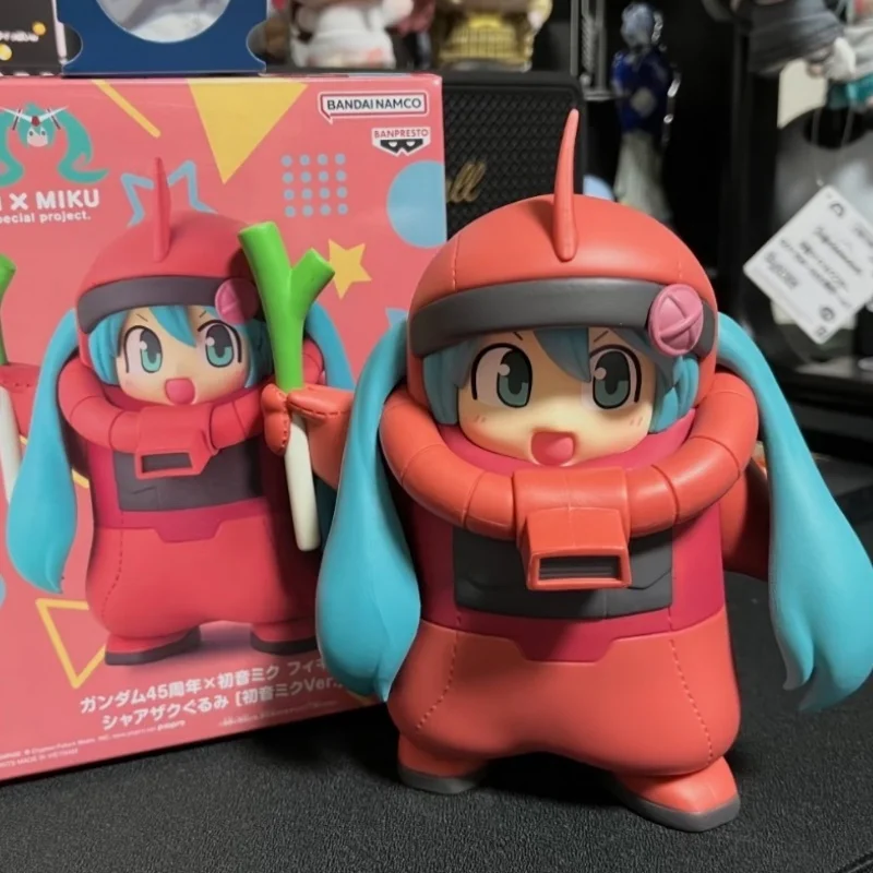 

В наличии: Оригинальная коллекционная фигурка-модель Hatsune Miku от Bandai Banpresto, кукла-фигурка, декоративное украшение для гаража, для детей, оригинал