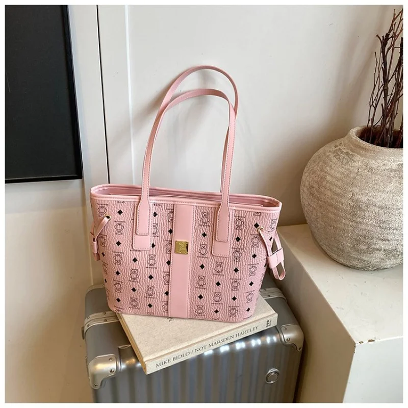 

Elegant Handbags For Ladies Leather Crossbody Bag, Famous Designer Shoulder Messenger Popular Classic And Water-Resistant