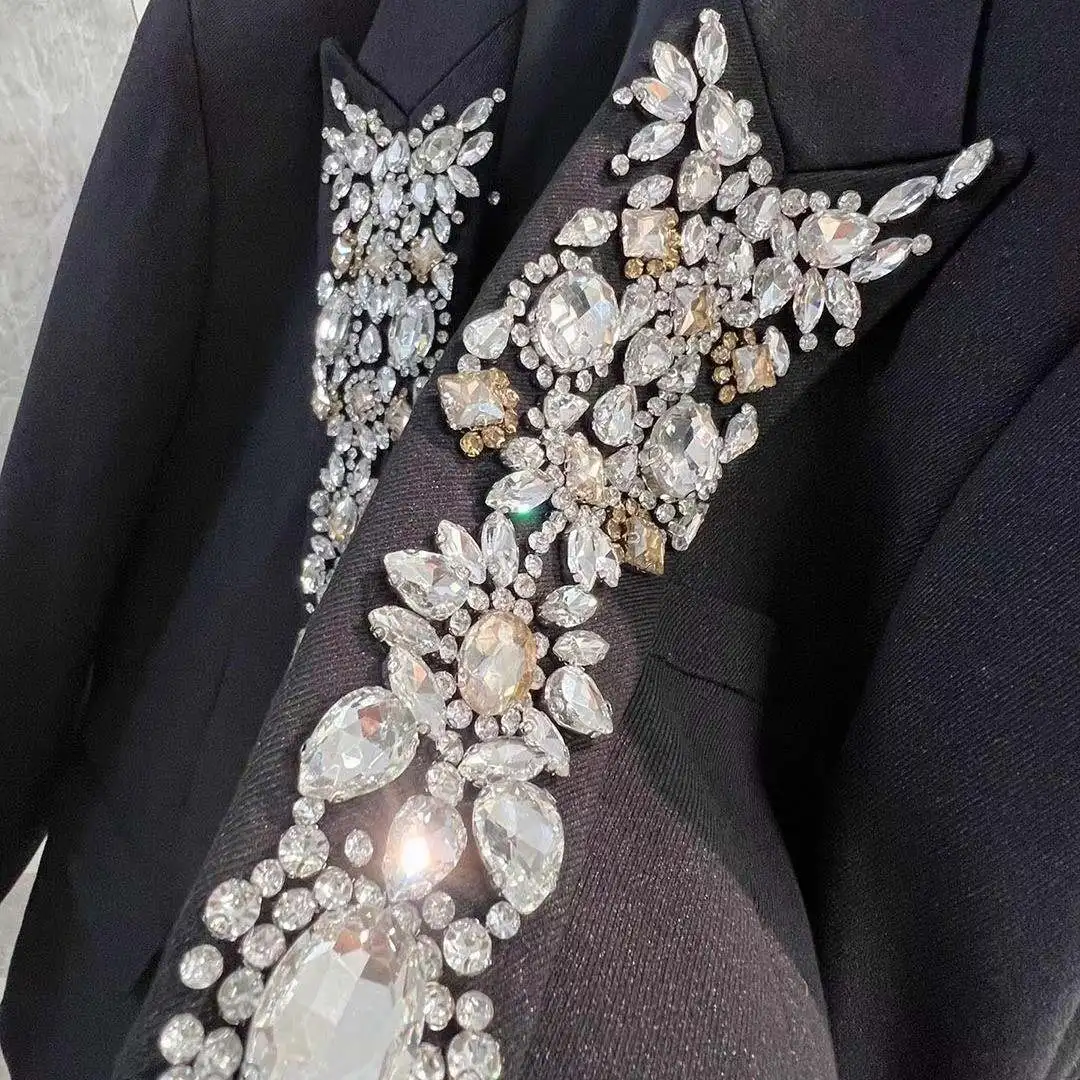 Leisure Style Mens Tuxedos Big Crystal Beading Mens Prom Blazer Tailored Formal Party Groom Wear Only One Piece Jacket