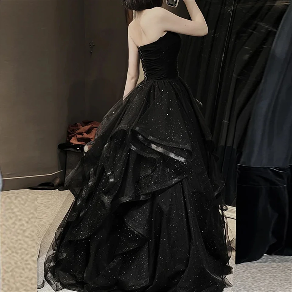 Elegant Black Strapless Tiered Glitter Sleeveless Ball Gown Evening Dresses 2024 Princess Sweep Train Prom Dresses Party Dresses