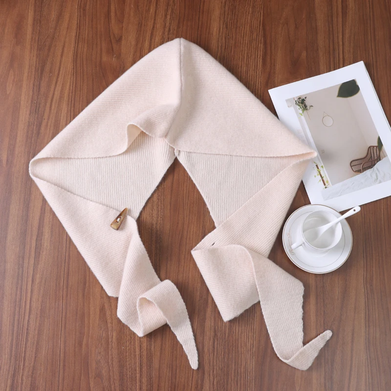 

Pure Wool Hooded Shawl with Horn Buckle 100% Wool One-Button Knitted Cap Scarf Hat Combo for Extra Warmth Layering Essential