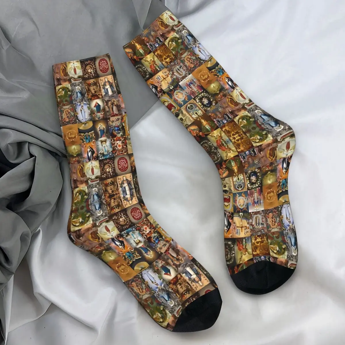 Our Lady Of Guadalupe Virgin Mary Stockings Jesus Christ Pattern Gothic Socks Autumn Anti-Slip Socks Unisex Men Climbing Socks