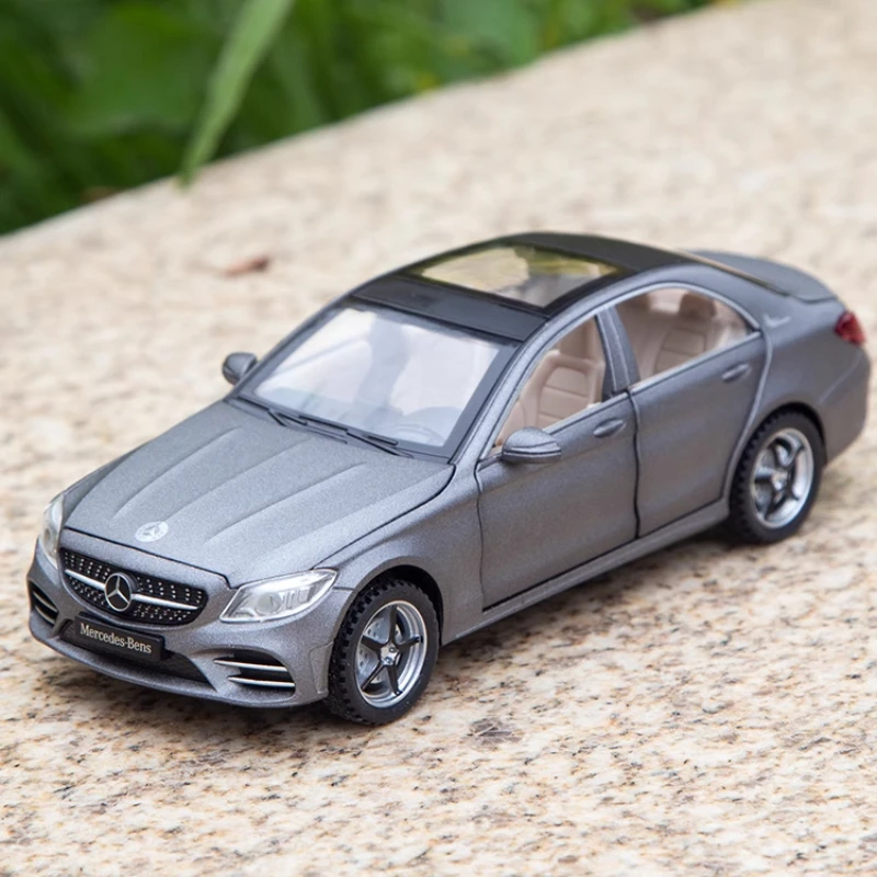 1:32 Mercedes-Benz C260L Car Model Pull Back Acousto-optic Alloy Discast Metal Toys Car goods Model for Children boys A54