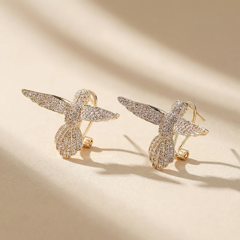 SENYU Cute Crystal Hummingbird Stud Earrings for Women Dainty Flying Bird Animal Jewelry Gold Plated Micro Pave CZ Lucky Gift