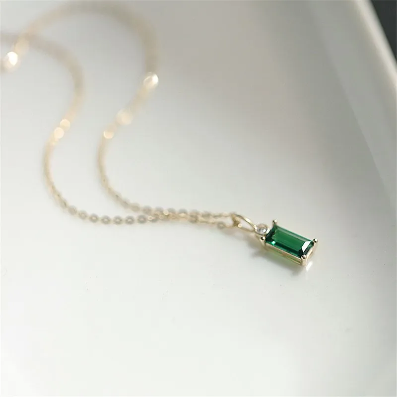 Rectangular Green Zircon Pendant Necklace for Women Korean Style Simple Golden Silver Color Clavicle Chain collar Wholesale