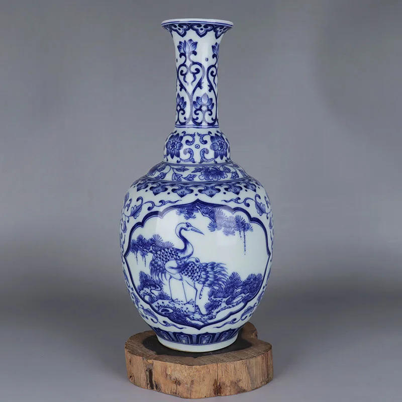 

Qing Qianlong Blue And White Pine and Crane Vase Antique Craft Porcelain Home Furnishing Chinese Style Decoration