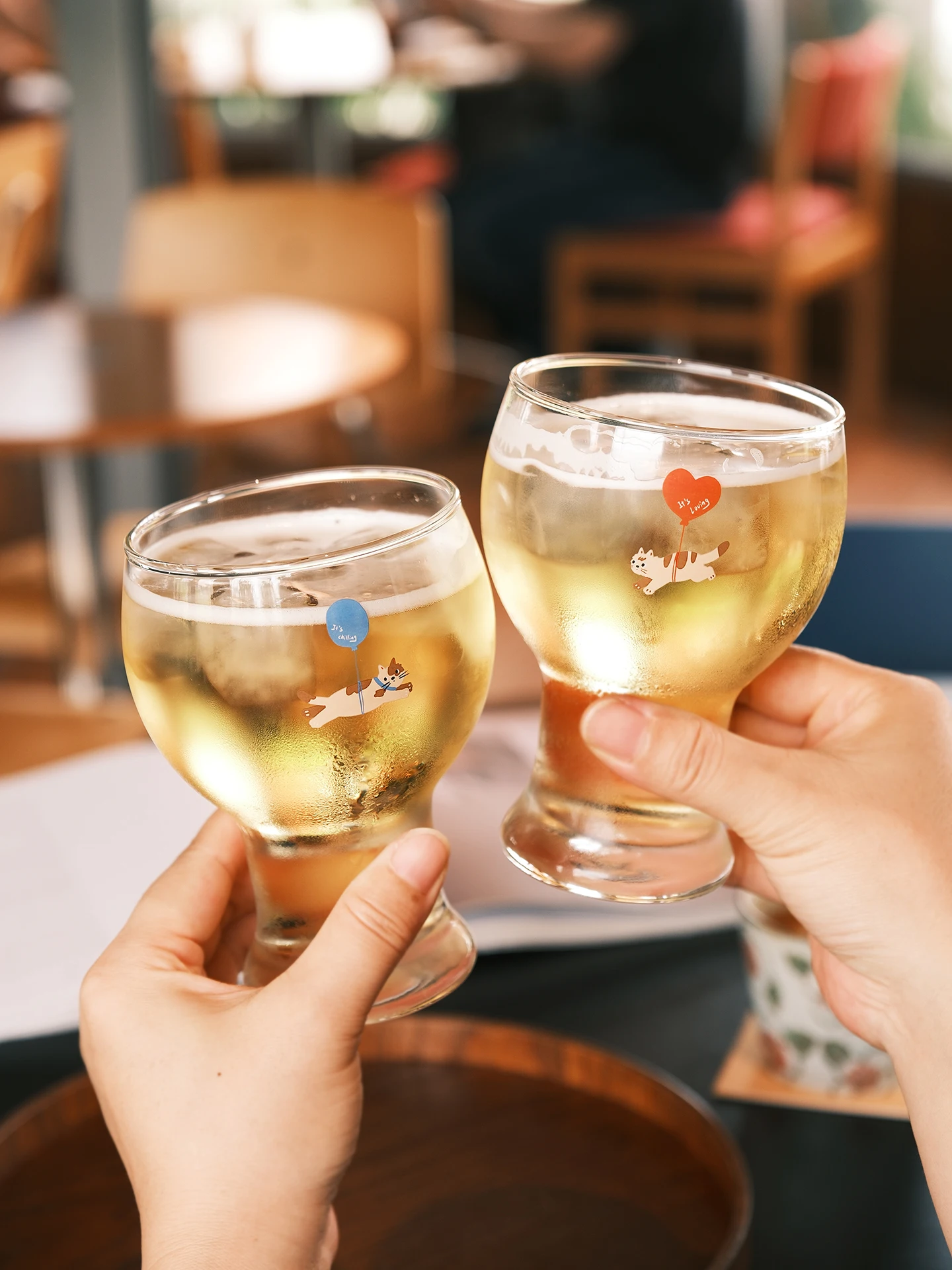 original-balloon-cartoon-large-capacity-glass-cup-craft-beer-serving-cup-beverage-glass-for-home-and-commercial-use
