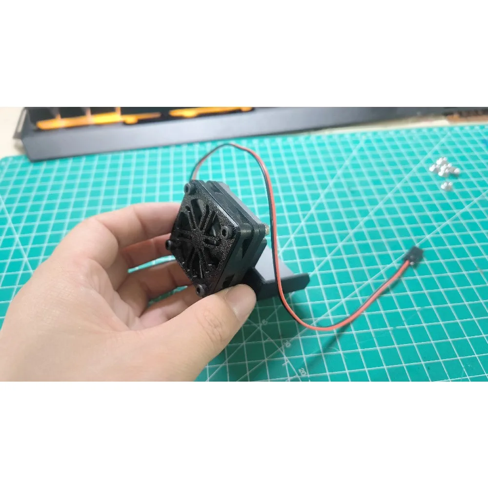 RC Car Upgrade Parts ESC Cooling Fan Mount for Rlaarlo 1/7 MK07 custom size scale crawler vehicle replacement spare accessories