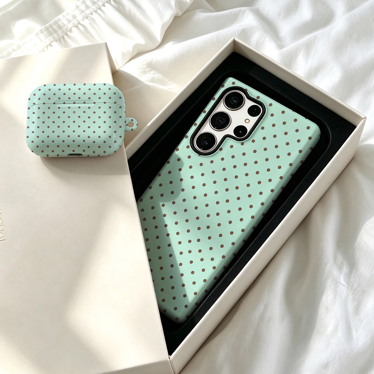 Pirve Phone Case For Samsung Galaxy S26 S25 Ultra S24 S23 Plus Shockproof Double Layer Tough Back Brown Dots Mint Cover