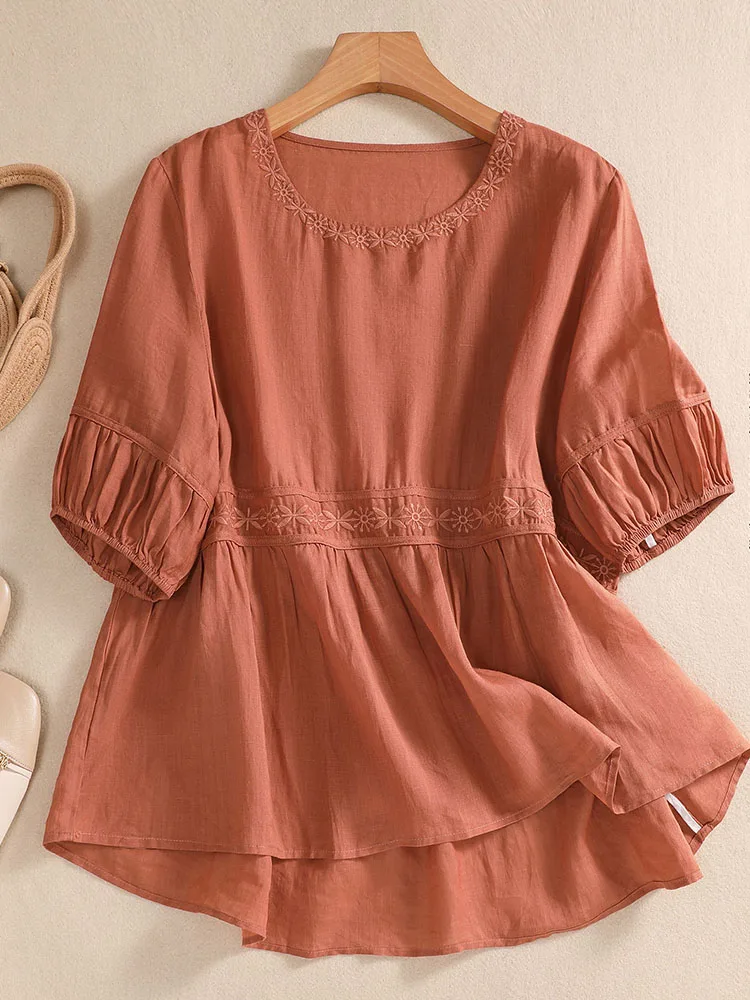 Atasan Asimetris Warna-warni dengan Bordir Artistik Musim Panas dari Katun Linen untuk Wanita Ukuran Plus dengan Kerah Bulat