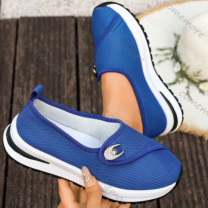 Zapatillas de deporte transpirables ligeras de Metal de cristal para mujer, zapatos de malla con plataforma de suela gruesa de verano, zapatos cómodos antideslizantes para caminar de talla grande 43
