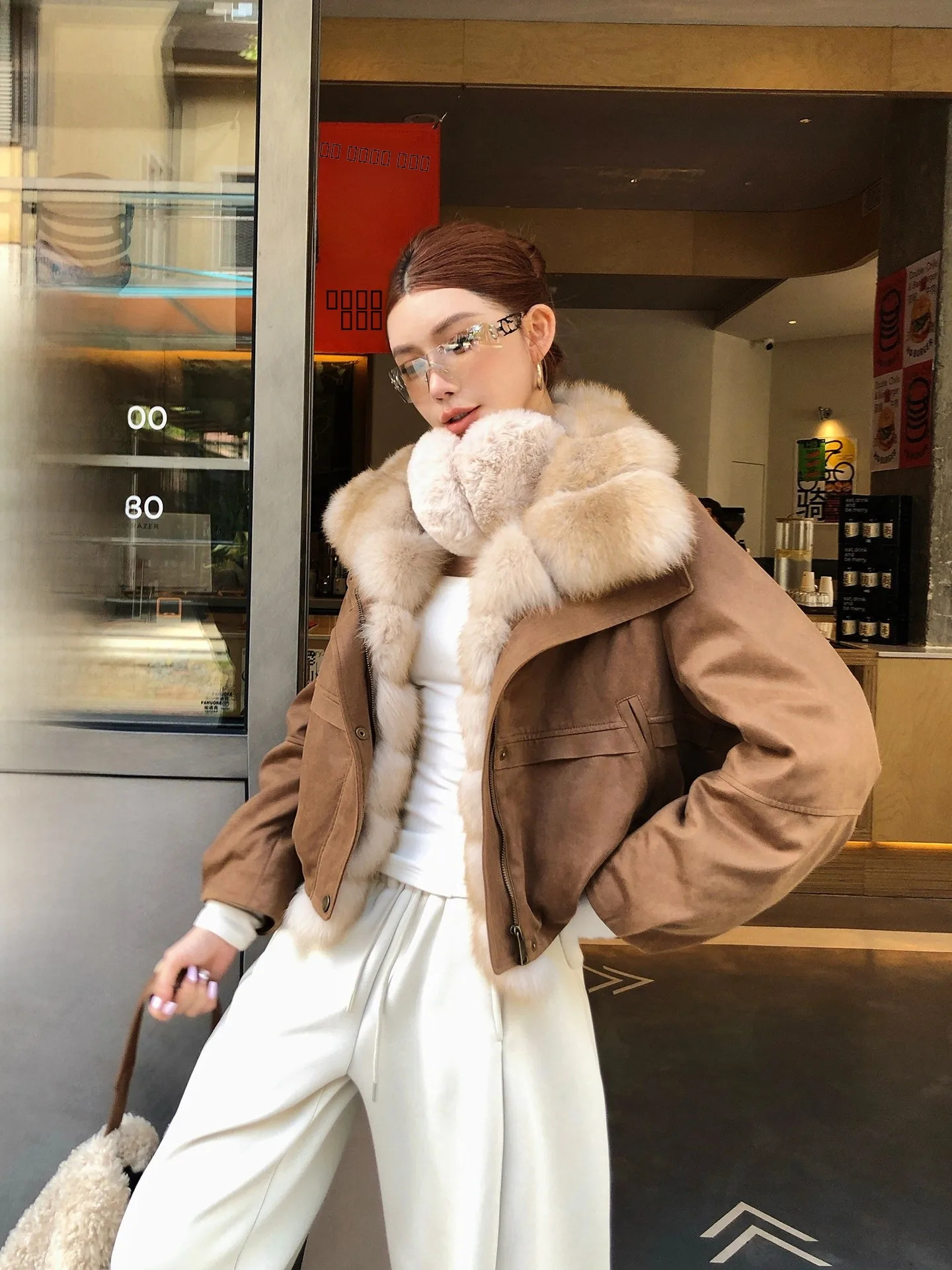 

Wang Jun Li Ladies' White Goose down Jaet Fur Collar Warm Loose Outerwear Casual Sle Autumn Winter High Quali