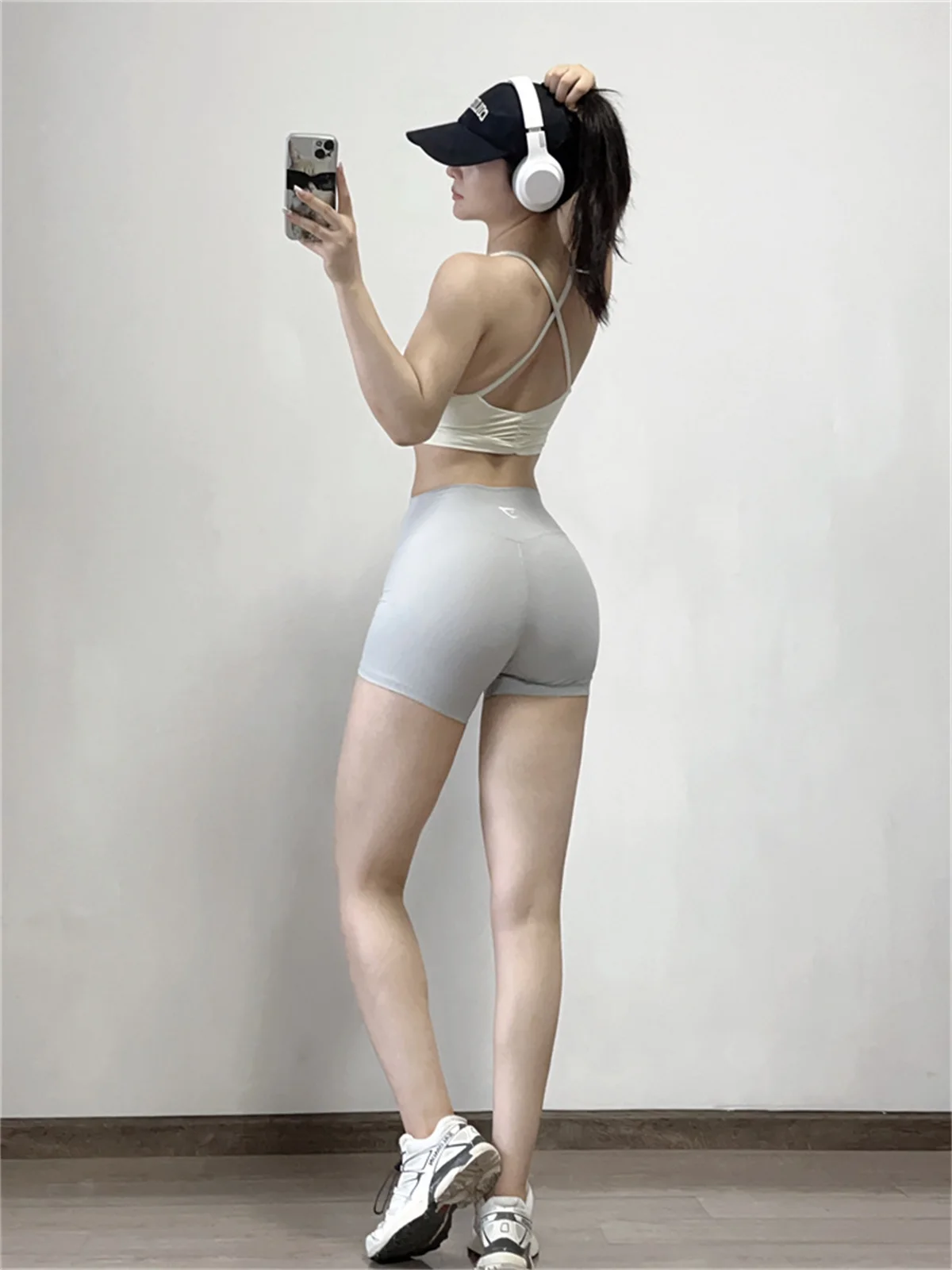 Sexy Gym Woman Tights Workout Pants Shorts  Tight Hips Internet Celebrity Hot Gym Woman Pants Soft Elastic Dream Fancy Woman